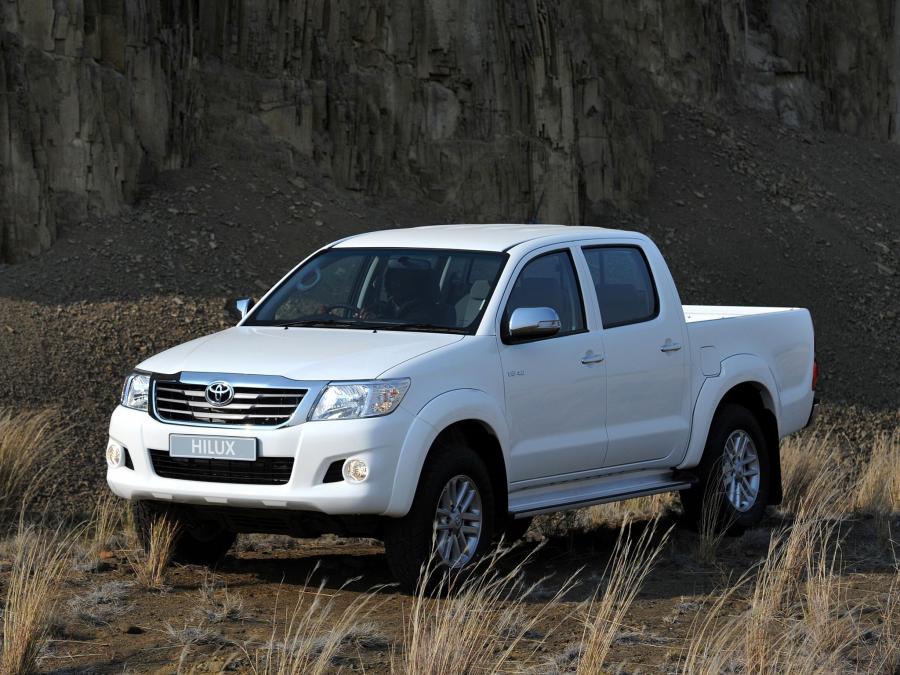  Toyota Hilux Double Cab 2011 года  (ZA) (фото 17 из 20)